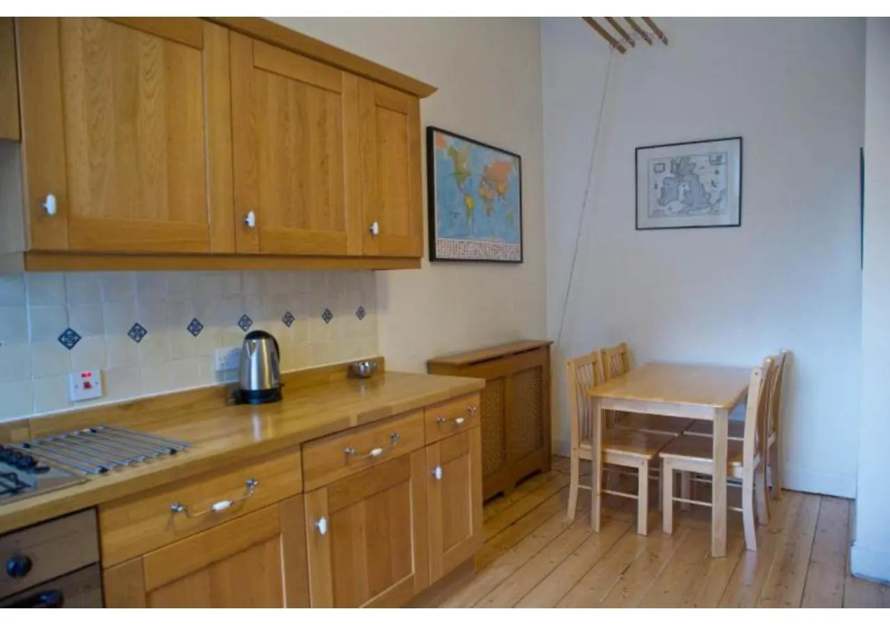 에든버러 Joivy 1 Bed Flat Near Royal Botanic Gardens 아파트